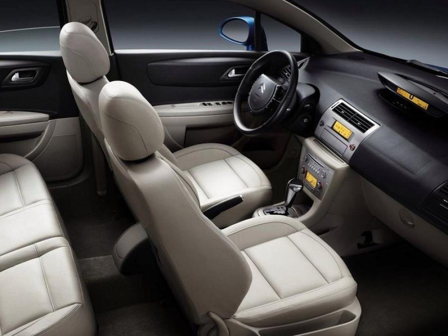  Citroen C-Quatre VTS Hatchback 2008 года  (фото 4 из 4)
